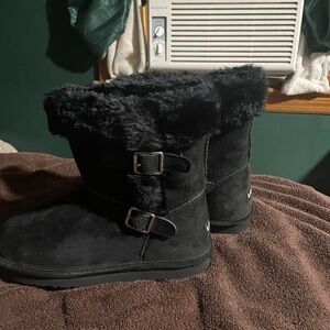 Lamo black boots never used